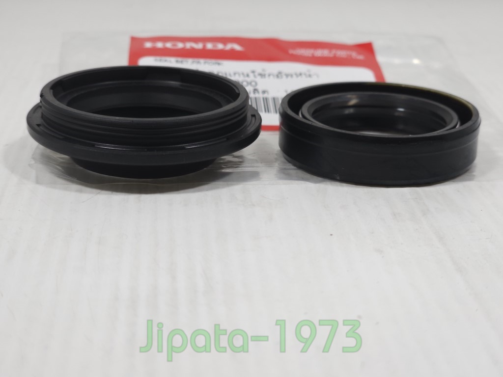 (Forza 350) ชุดซีลโช้คอัพหน้า Honda Forza 350 แท้ (ราคาต่อชุด)