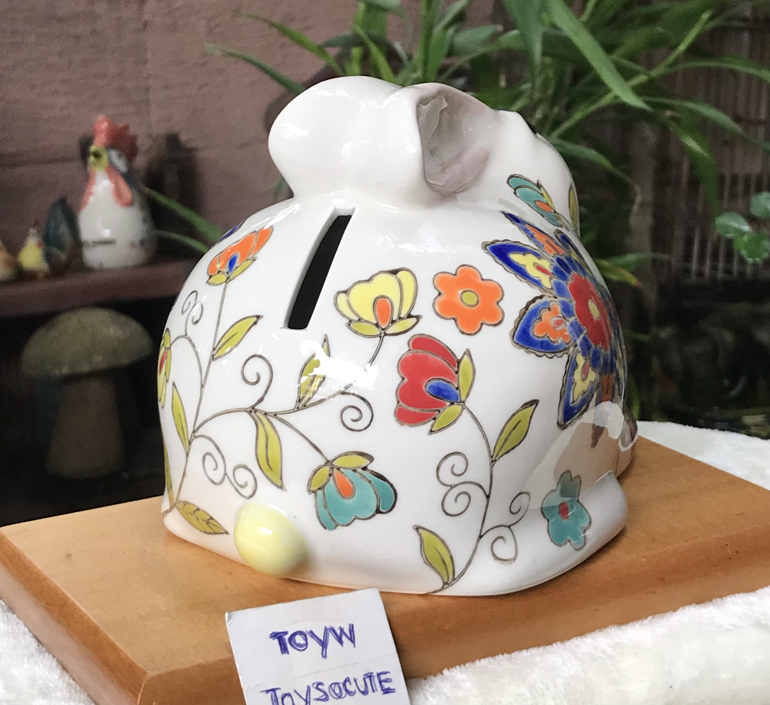 Ceramic Floral Bunny Rabbit Hand-Painted rabbit piggy bank ออมสินกระต่ายเซรามิค เขียนสีลวดลายดอกไม้ ตั้งโชว์ตกแต่งบ้าน