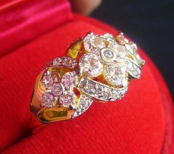 แหวนเพชรสวิส cz ดอกไม้ 3 ดอก แบบหรูหรา size 60