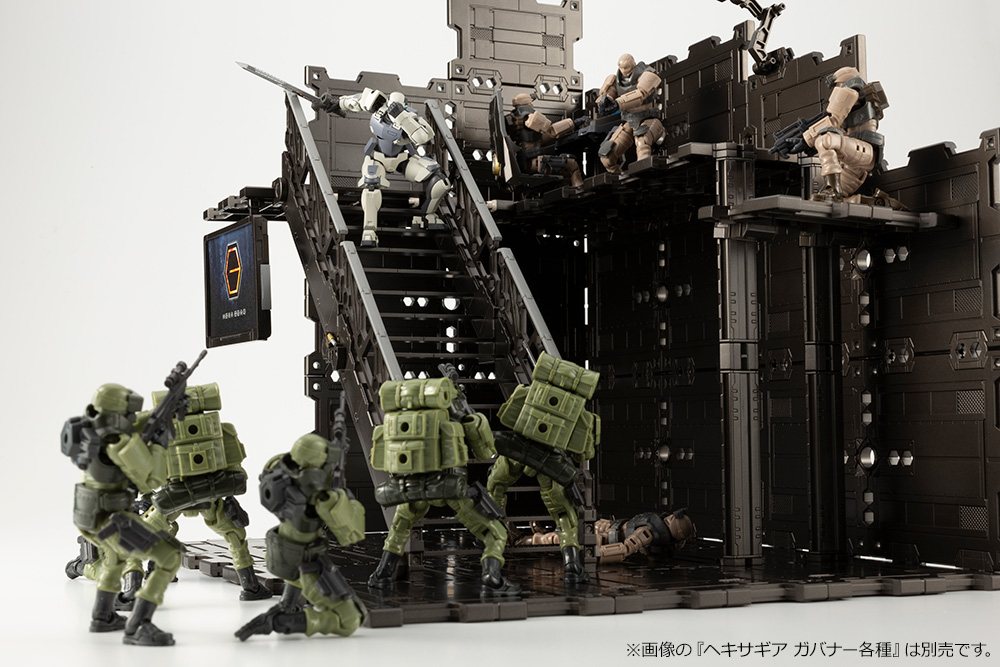 "Pre-Order" Hexa Gear Block Base 01 DX Head Quarters