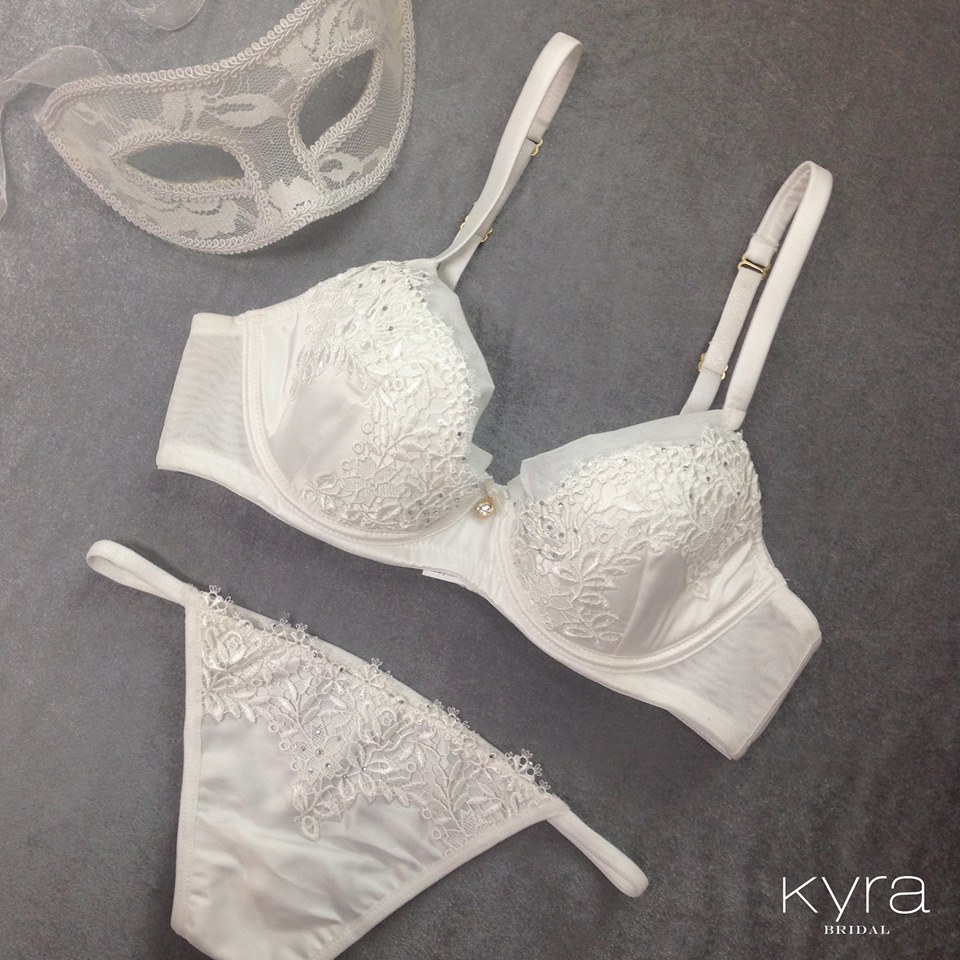 เสื้อชี้นในสตรี Kyra