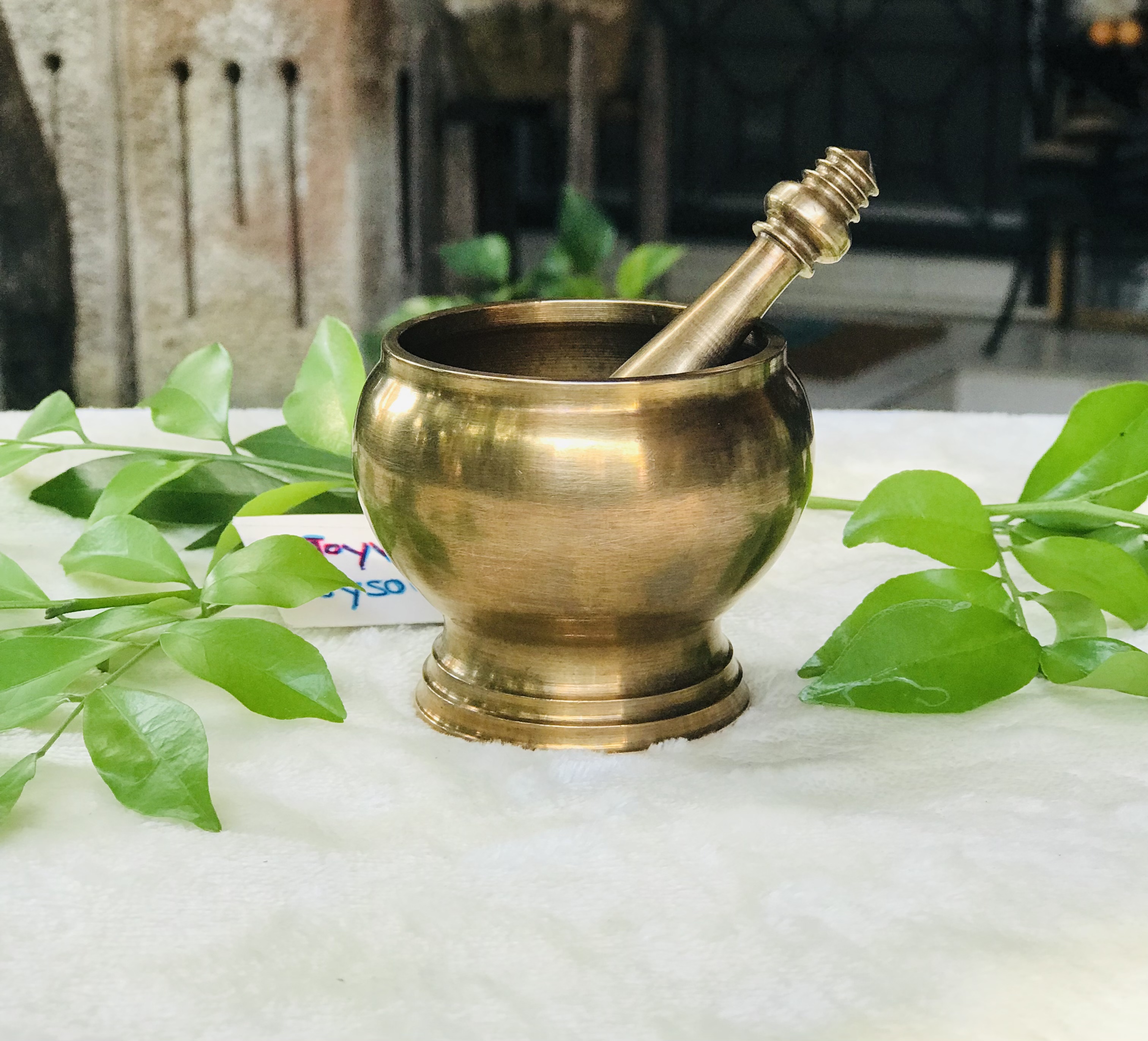 Antique Brass Mortar Grinder Drugs งานเก่าหนาๆ หนักๆ ครกบดยาทองเหลืองพร้อมสาก โกร่งบดยาโบราณ