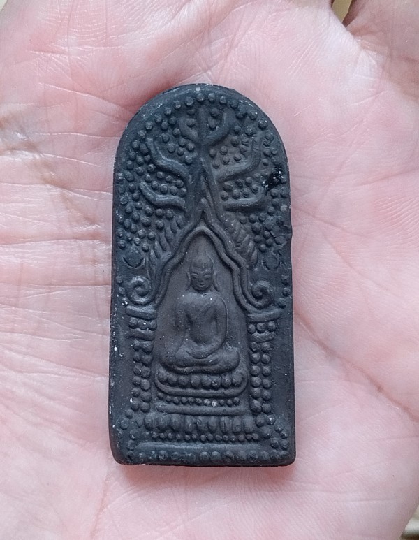 พระพุทธนั่งซุ้ม ไม่รู้ที่