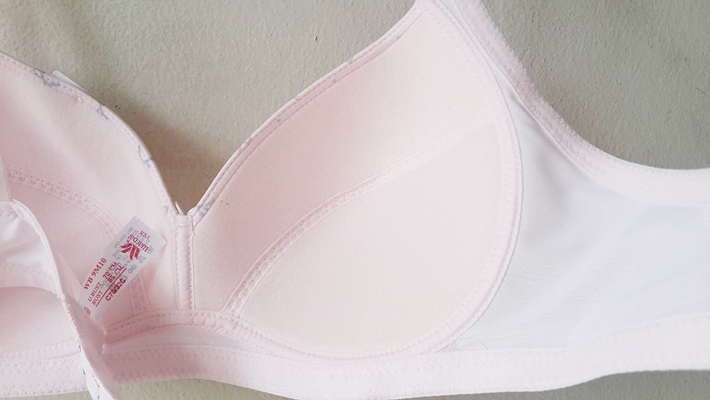 เสื้อชั้นในสตรี วาโก้