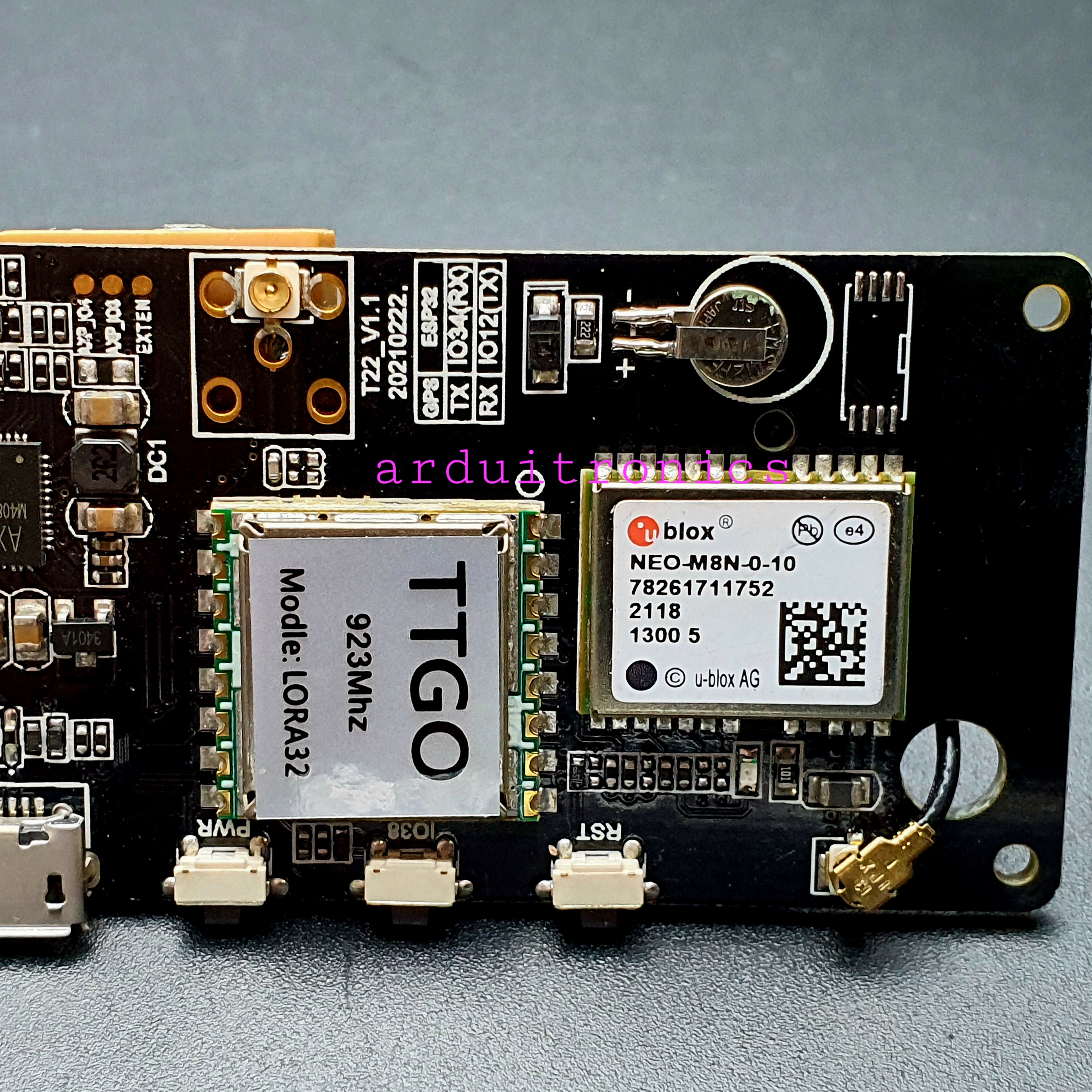 LILYGO TTGO T-Beam V1.0 (CH9102F) ESP32 Lora32 (923MHz) GPS (NEO-M8N) Bluetooth พร้อมรางถ่าน 18650