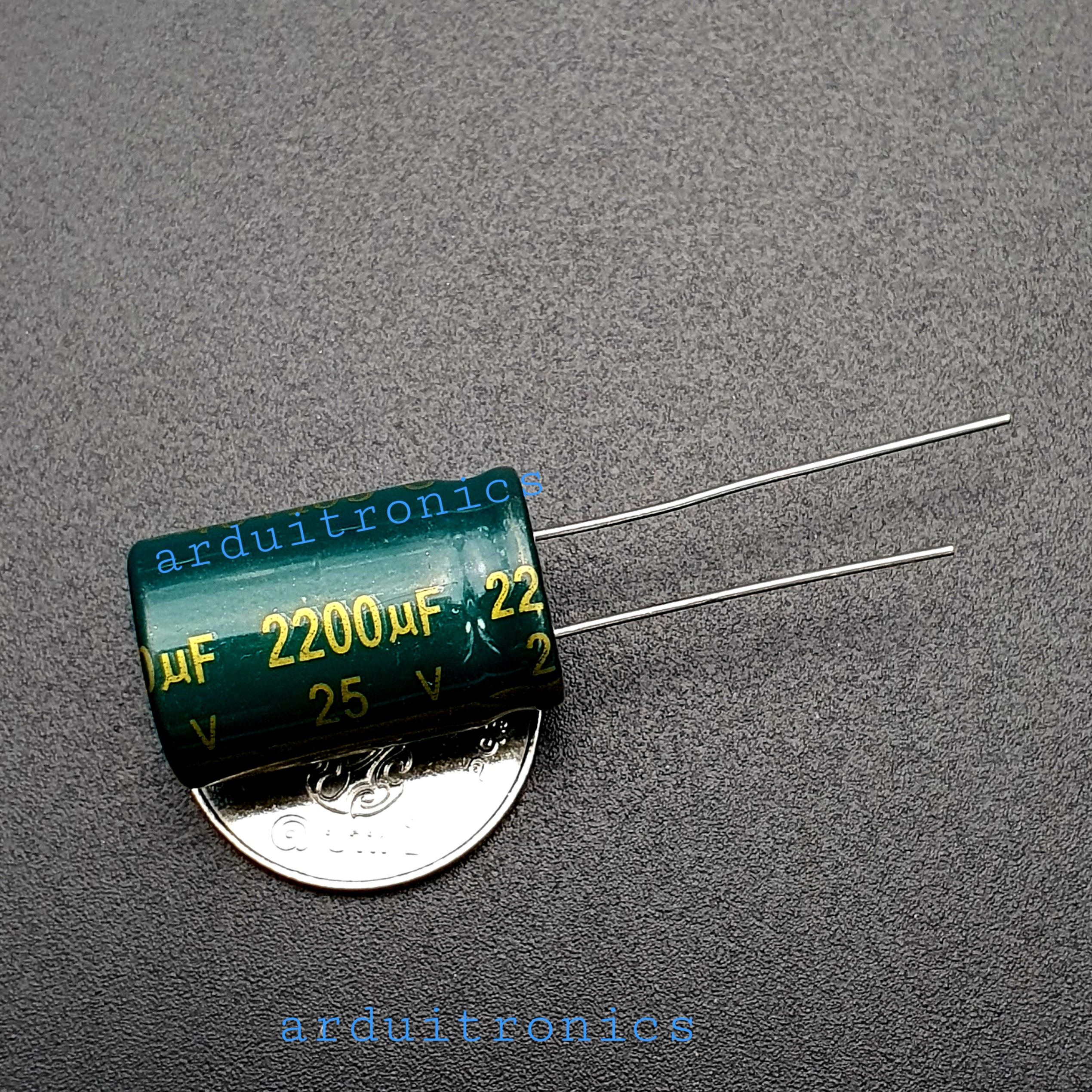 ตัวเก็บประจุ ตัวเก็บประจุแบบมีขั้ว Capacitor 2200uF 25V (1 ตัว)