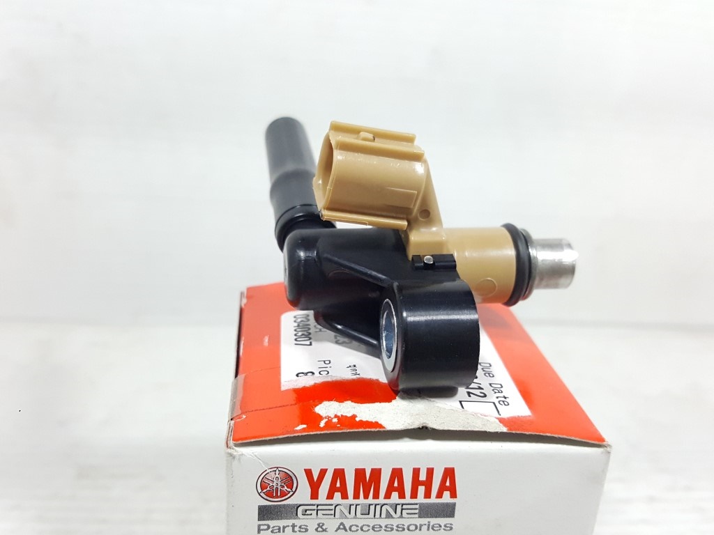 (Yamaha) ชุดหัวฉีดน้ำมันเชื้อเพลิงแท้ Yamaha (มีหลายรุ่นด้านใน)