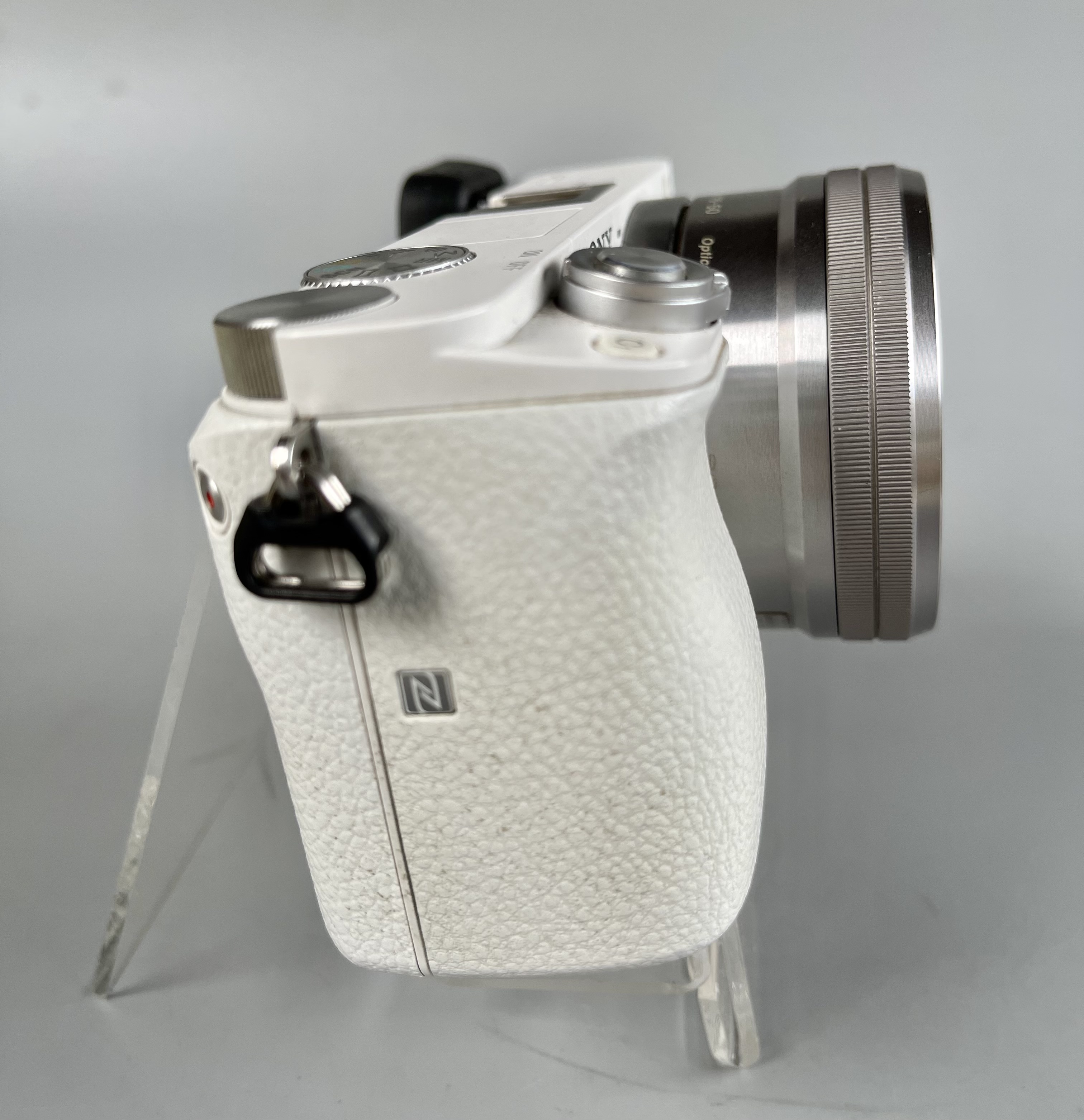 ขาย Sony A6000 พร้อมเลนส์ 16-50 OSS ชัตเตอร์น้อย 16537 สภาพสวยใช้น้อย