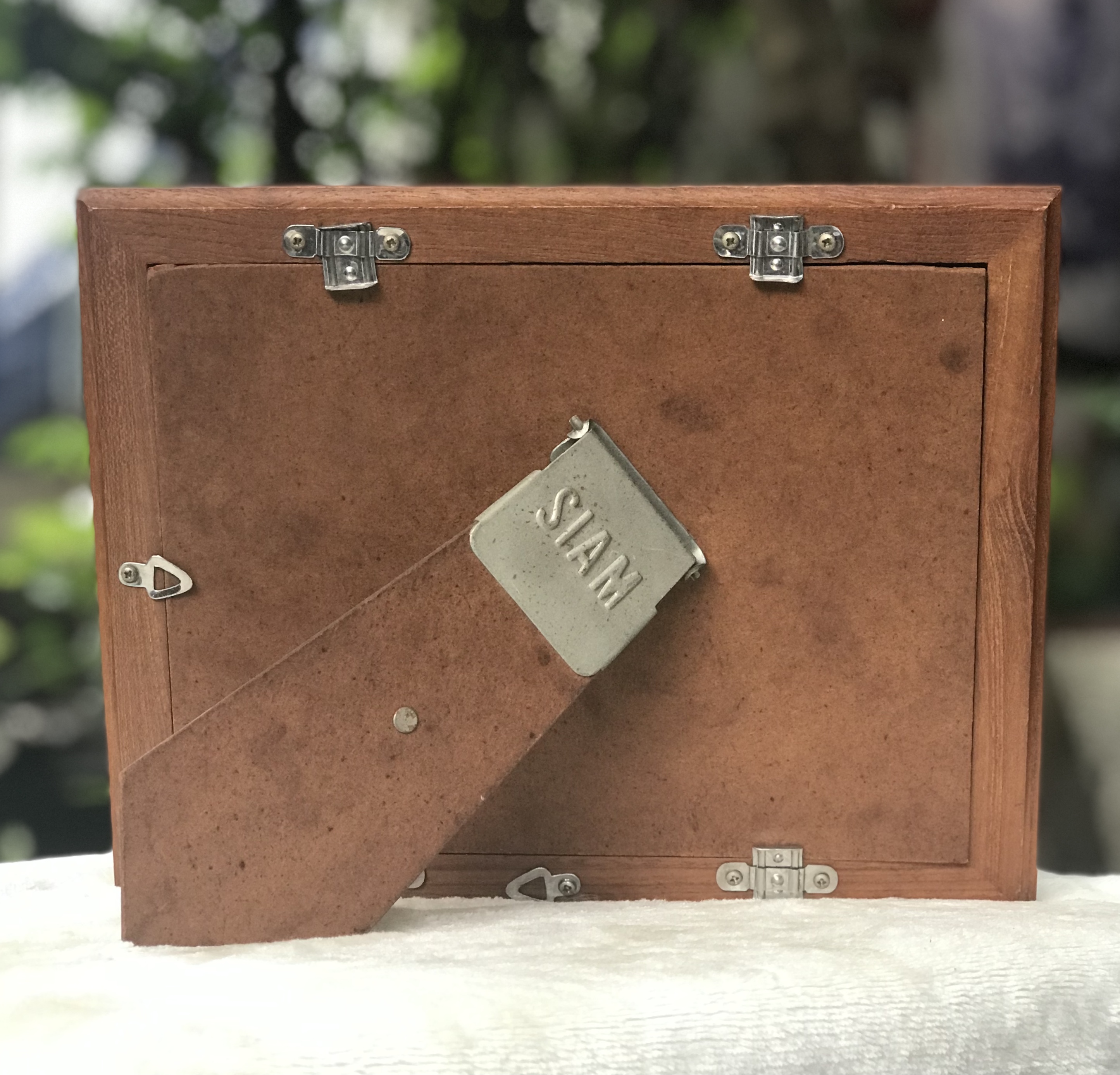 ราคาเริ่มต้น 550 บาท ไม่รวมรูป Antique Teak Frame /กรอบรูปไม้สักตั้งโต๊ะ แขวนผนัง หน้ากระจก ยุค 90 กรอบรูปโบราณ ใส่รูปแนวตั้งหรือแนวนอน