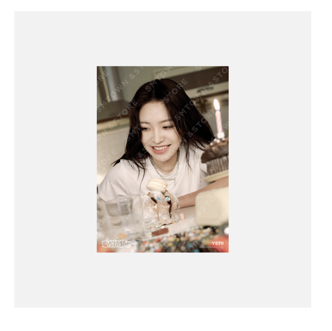 Red Velvet - Red Velvet ‘The ReVe Festival 2022 - Birthday’ MD Collection - A4 PHOTO - แบบ yeri