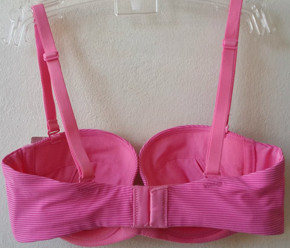 เสื้อชั้นในสตรีไทรอัมพ์