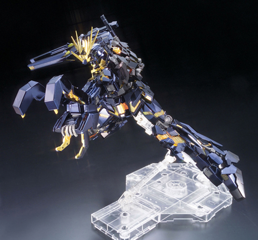 MG 1/100 RX-0 Unicorn Gundam 02 Banshee Titanium Finish