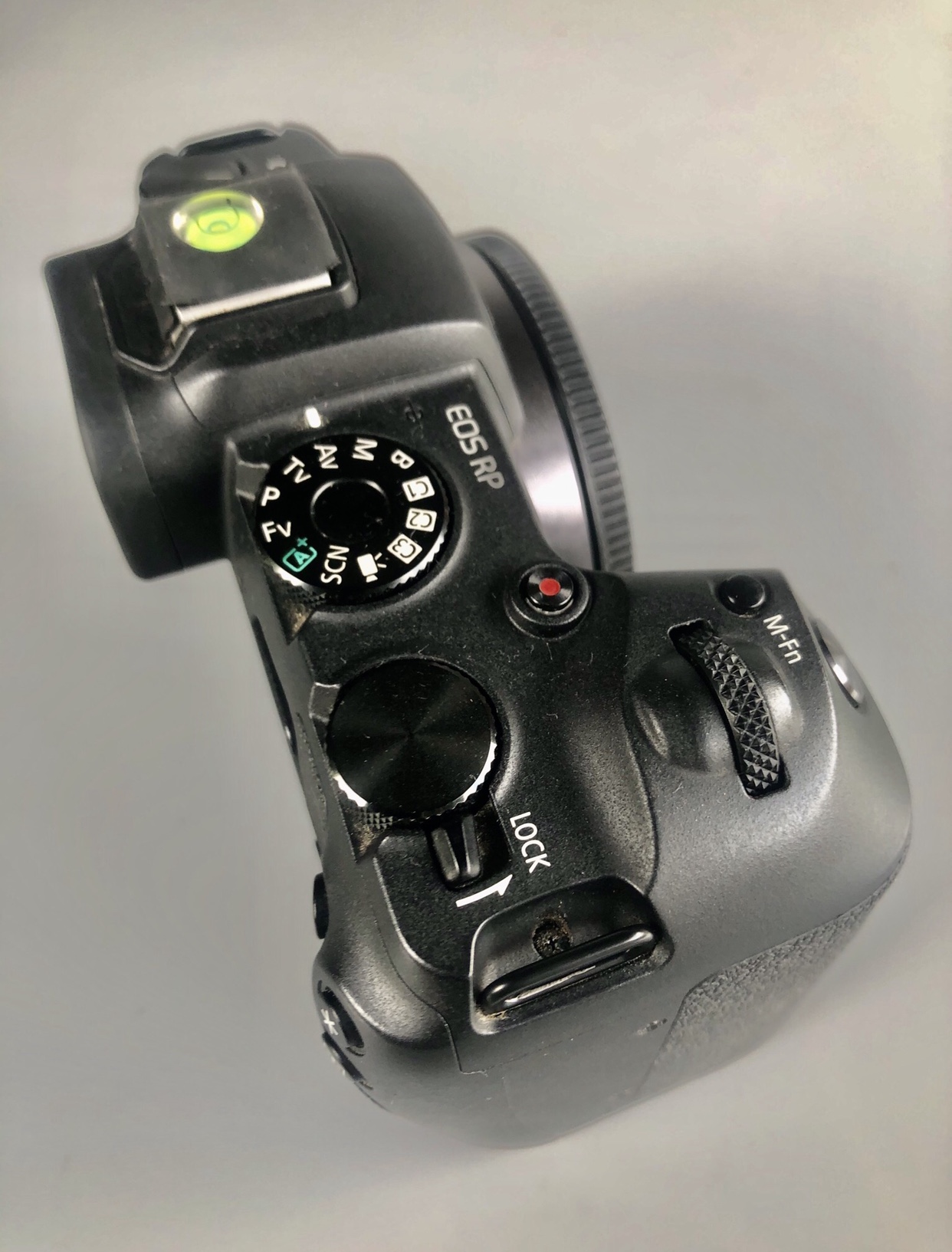 ให้เช่ากล้อง CANON EOS RP” กล้องมิเรอร์เลสฟูลเฟรม เล็กและเบาที่สุดของCanon + Adapter