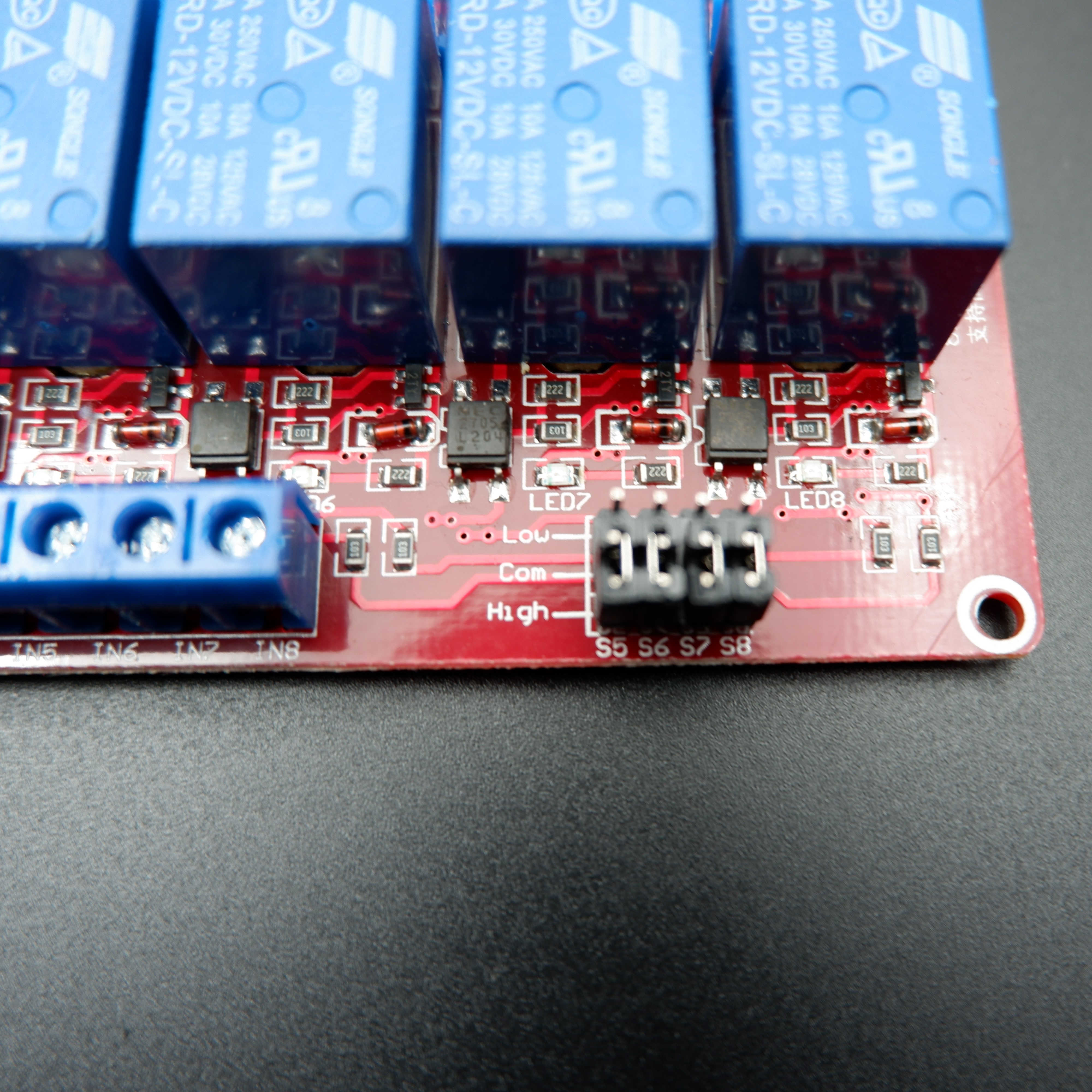 12V 8 Channel Relay High/Low Level Trigger Relay Module (Red PCB)