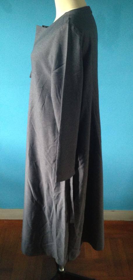 ชุดคลุมท้องสีเทาแขนยาวแบบสวยงานญี่ปุ่น