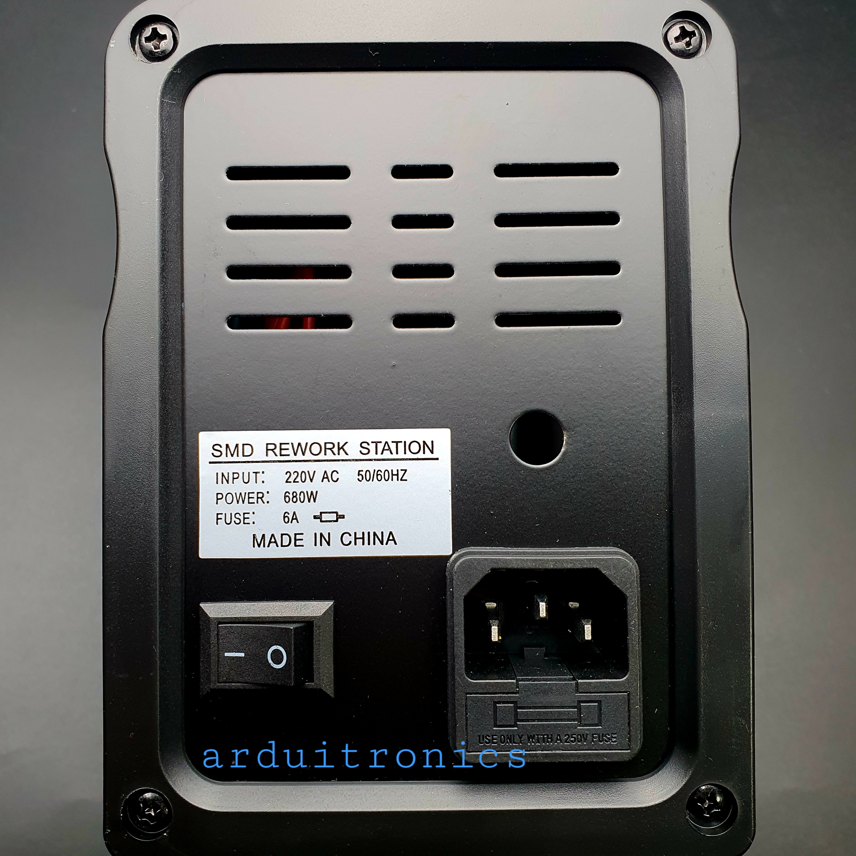 8586 Thermal Control Solder Station & SMD Rework (Hot Air Gun, Welding Machine included)