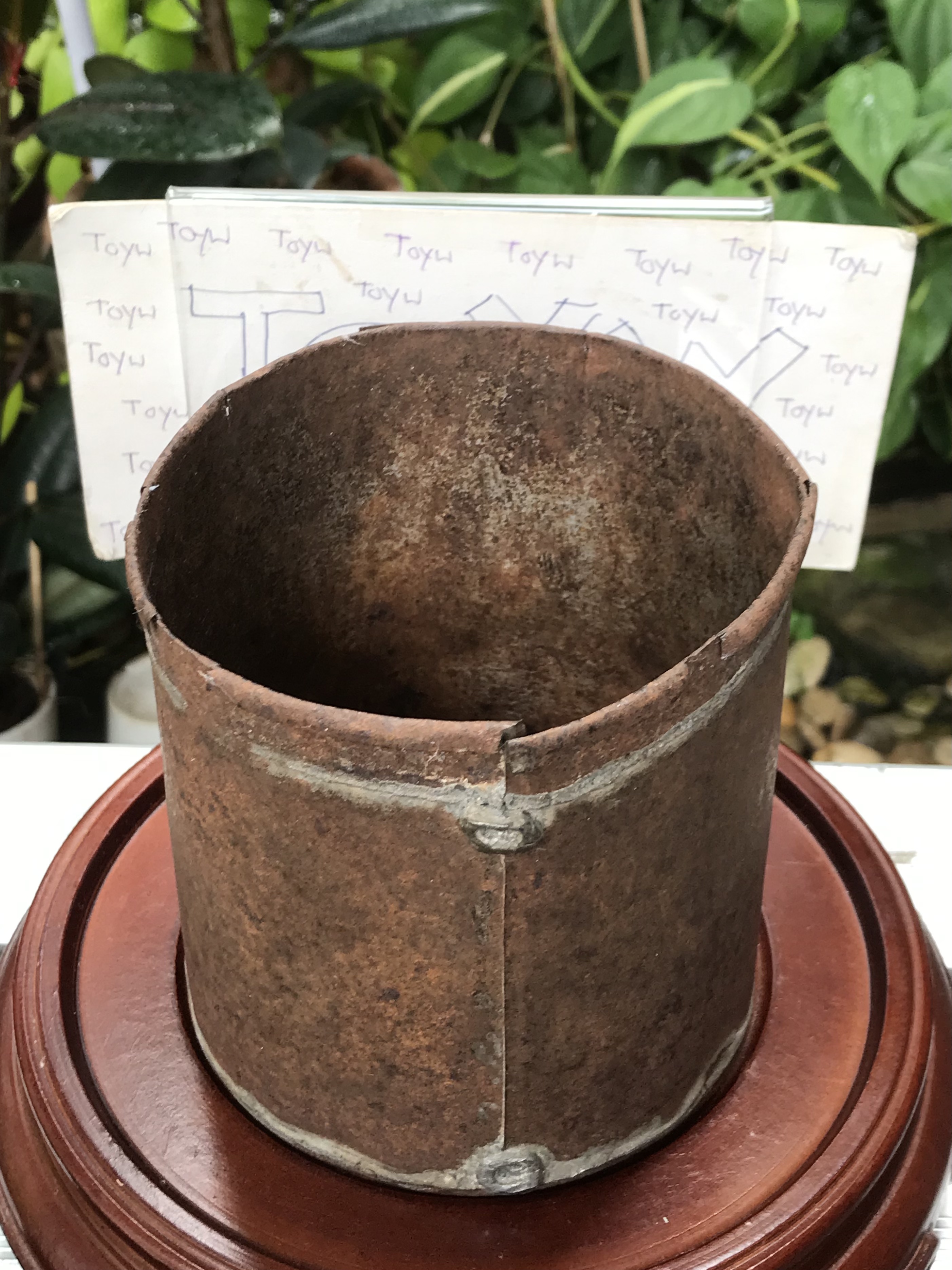 เริ่มต้น 690 บาท ของเก่าแท้ๆ ลิตรตวงข้าวสังกะสี ลิตรตวงข้าวโบราณ ขนาด 0.5 ลิตรและขนาด 1 ลิตร ตอกครุฑและเลขกำกับไม่ผุไม่รั่ว สำหรับนักสะสมแนววินเทจ แต่งบ้าน แต่งร้านกาแฟ แต่งร้านอาหาร แต่งร้านตัดผม หรืออื่นๆ