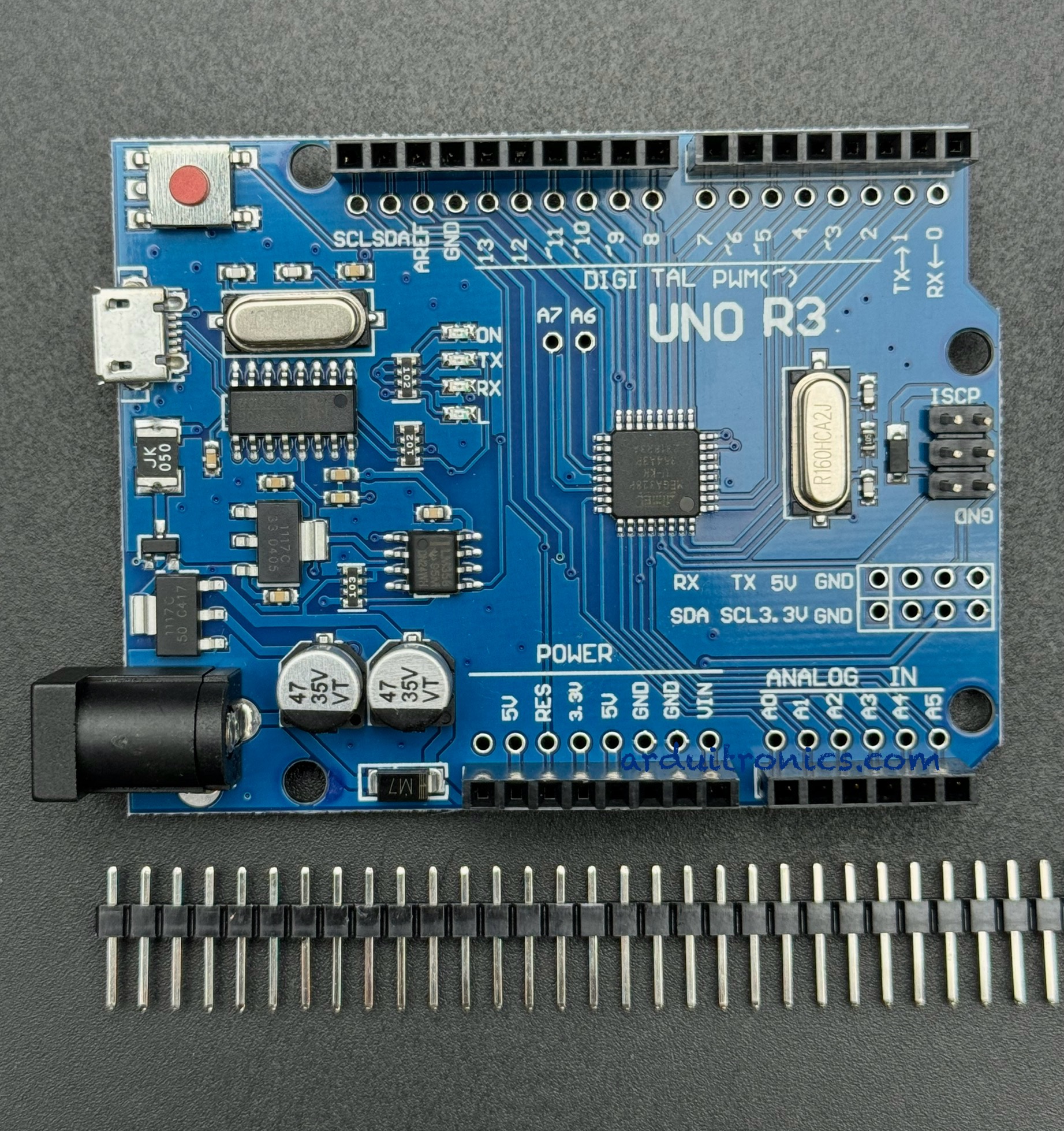 Arduino UNO R3 SMD (Micro USB) แถมสาย Micro USB