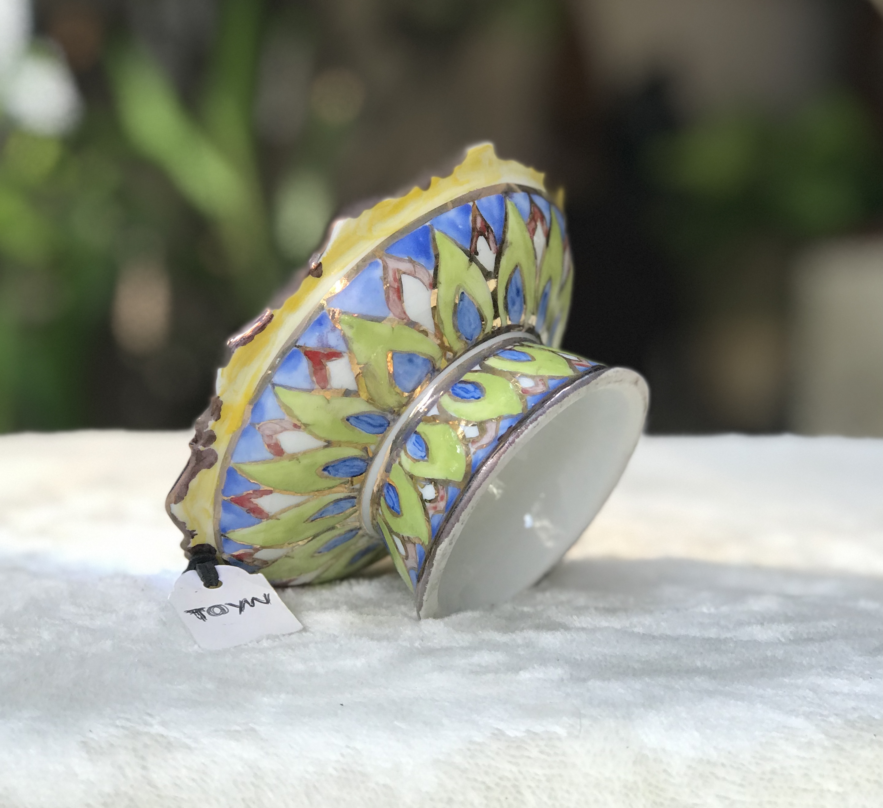ไม่รวมกี๋ ราคาต่อชิ้น Benjarong - Hand Painted พานเชิงเซรามิค งานเขียนเบญจรงค์น้ำทองโดยช่างฝีมือ