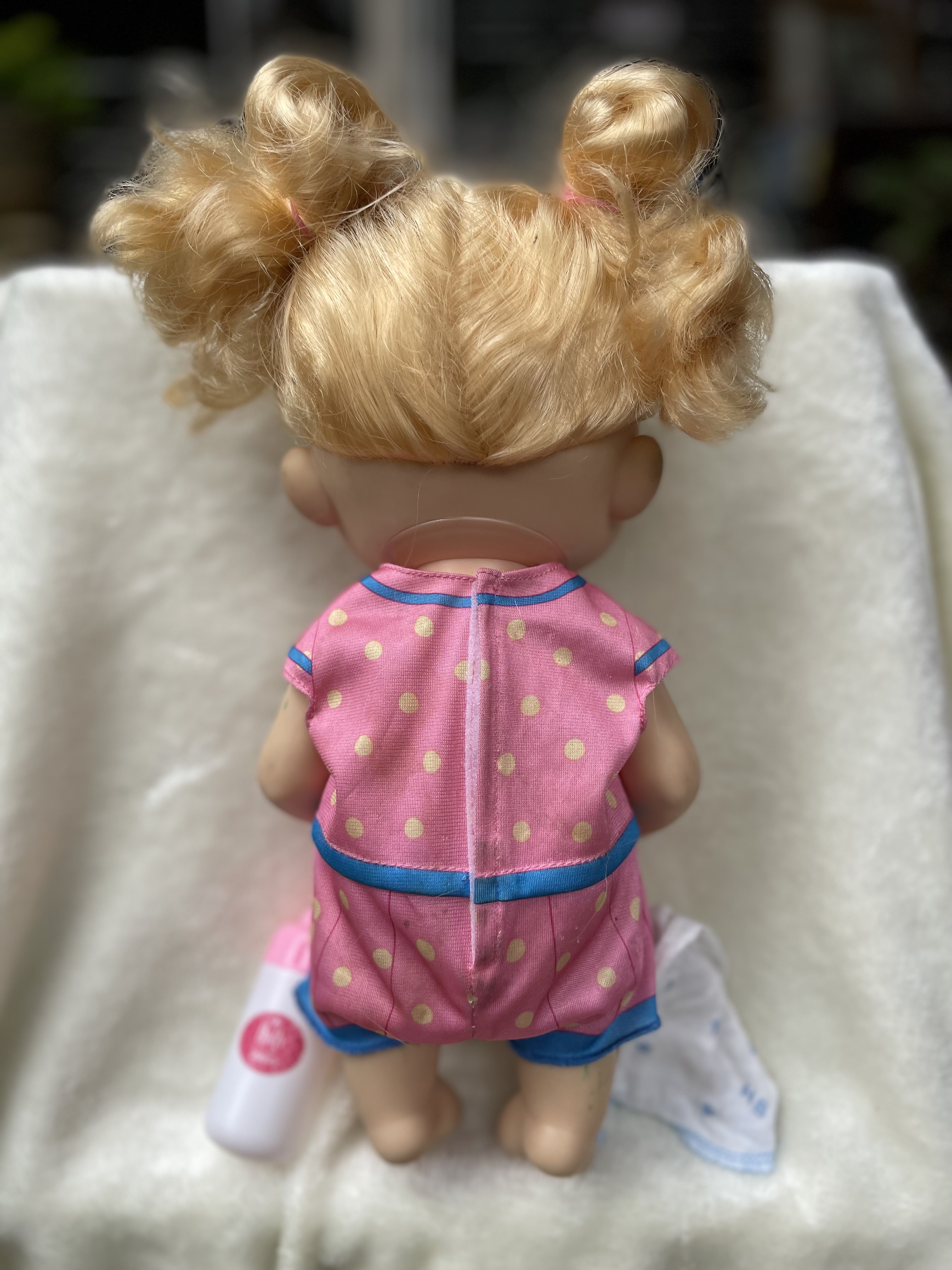 ตุ๊กตาเบบี้อไลฟ์ 12 นิ้ว Baby Alive ตุ๊กตาดูดนมได้ พูดได้ ลืมตา หลับตา แขนขาขยับได้