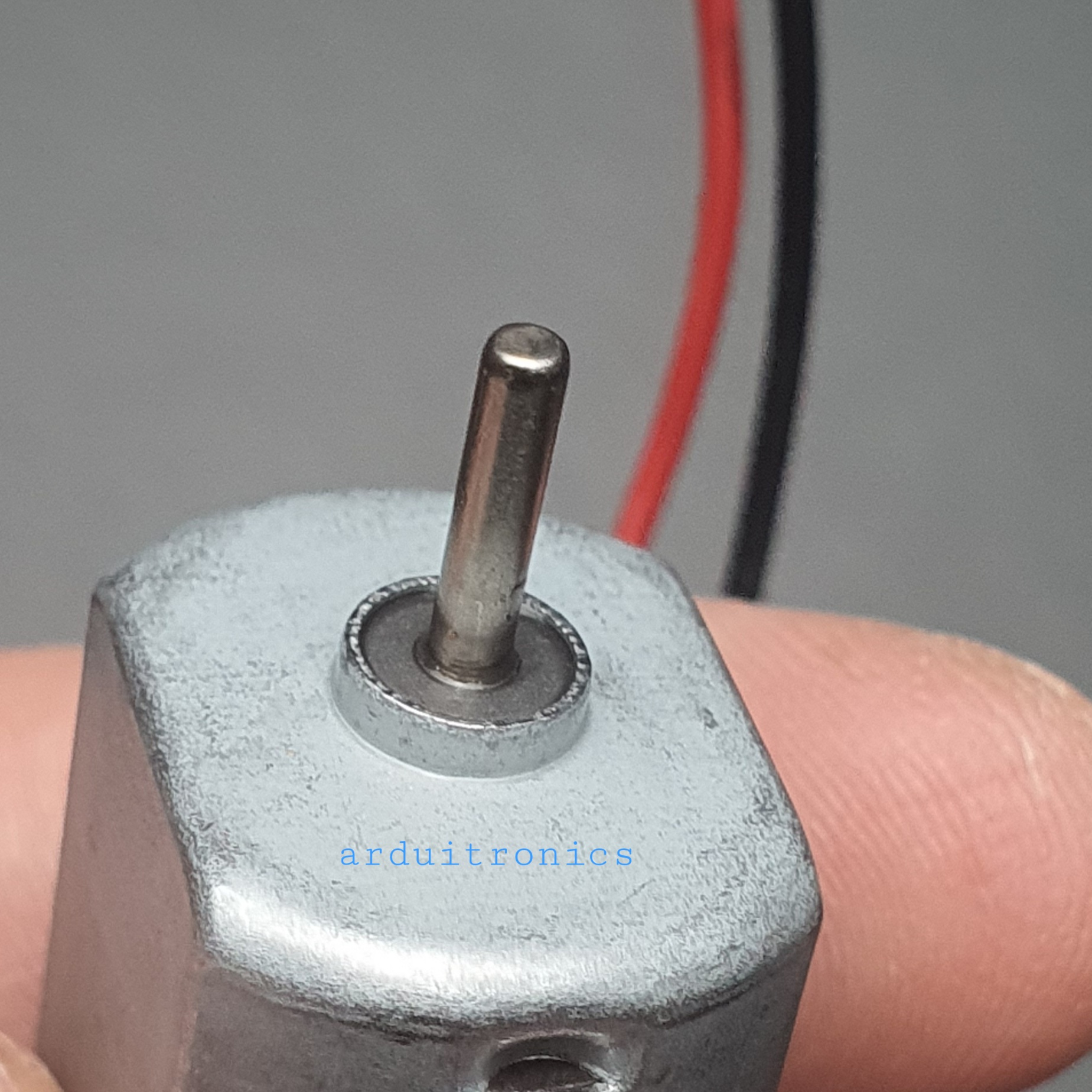 DC Motor 1-6 Volt มาพร้อมสายไฟ (หัว female + สายต่อขยาย) for DIY Projects