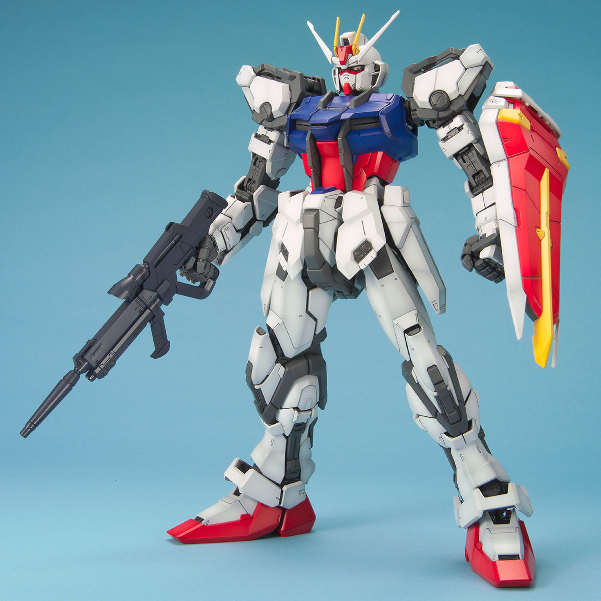 PG 1/60 GAT-X 105 Strike Gundam