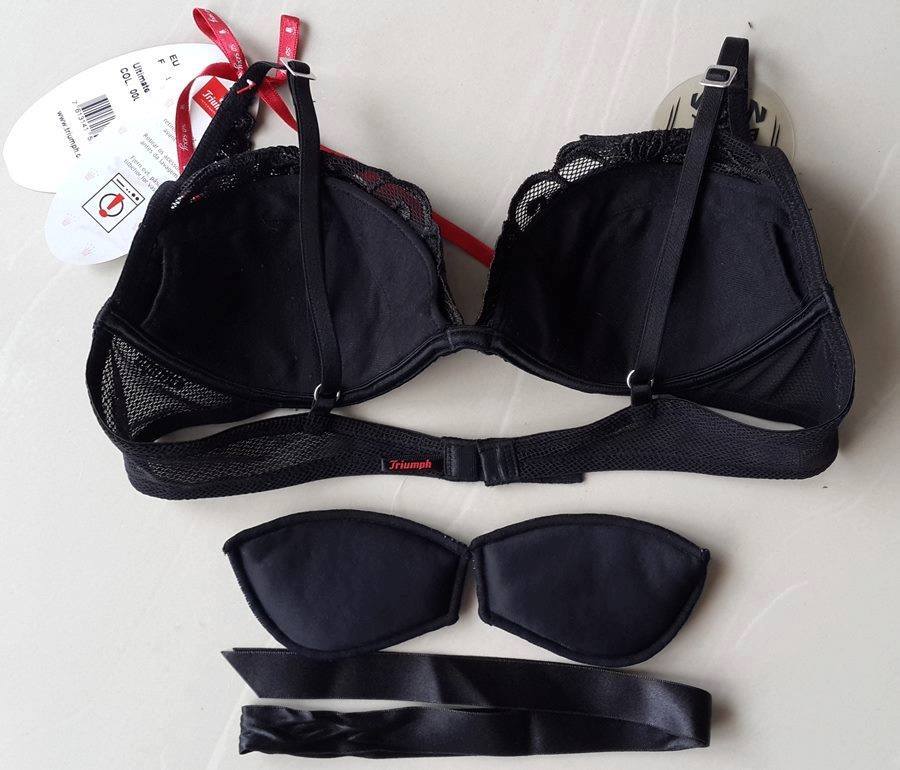 เสื้อชั้นในสตรีไทรอัมพ์