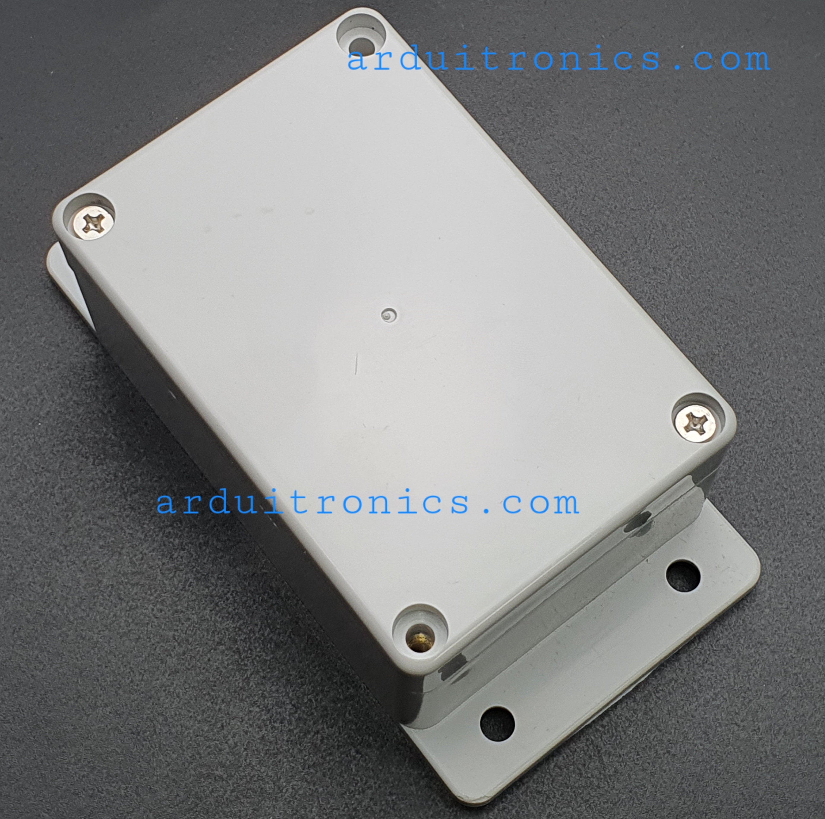 กล่องพลาสติกอเนกประสงค์กันน้ำ ขนาด 100 x 68 x 50mm สีขาว-เทา