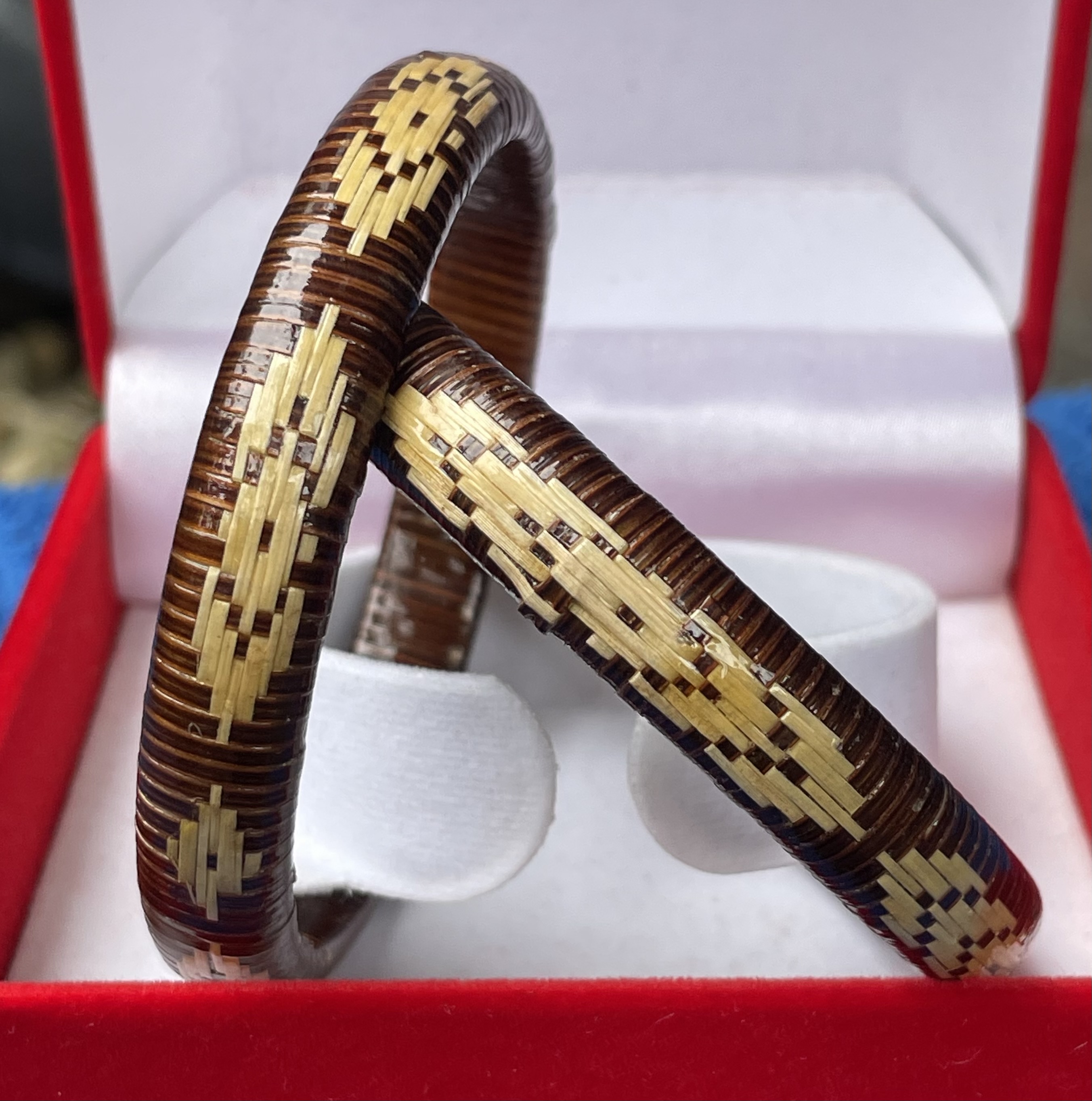 2 ชิ้น( 1 คู่) กำไลข้อมือ ย่านลิเภาสาน 2 Pcs Vintage Rattan Bangle Bracelets Brown