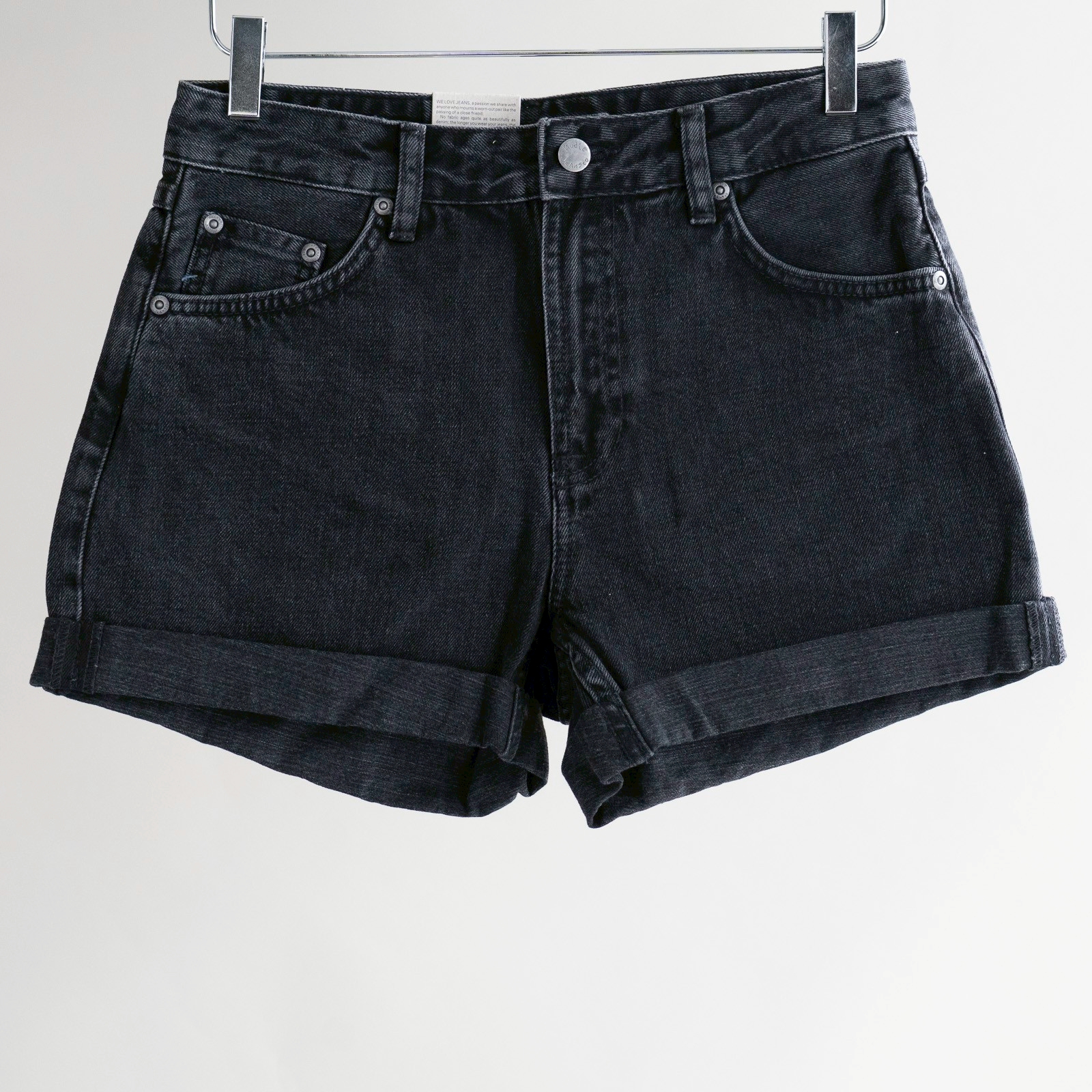 Frida Shorts – Black Trace
