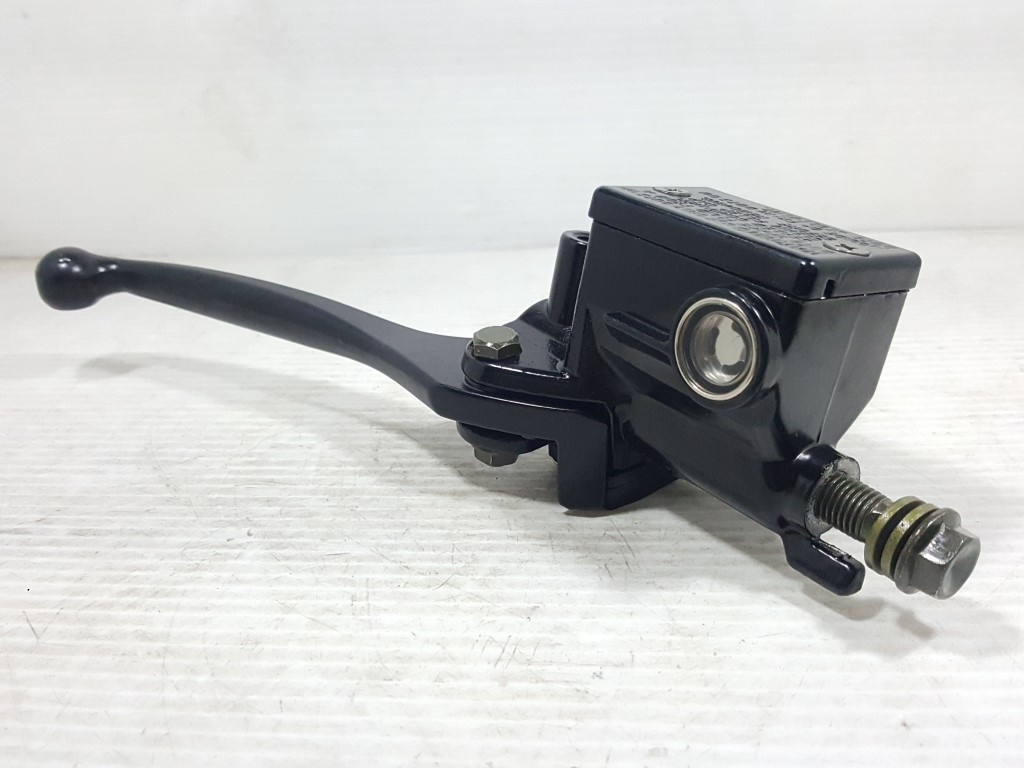 ชุดแม่ปั๊มเบรคหน้าตัวบน (มีให้เลือกด้านใน หลายรุ่น) งานไต้หวัน เกรดเอ