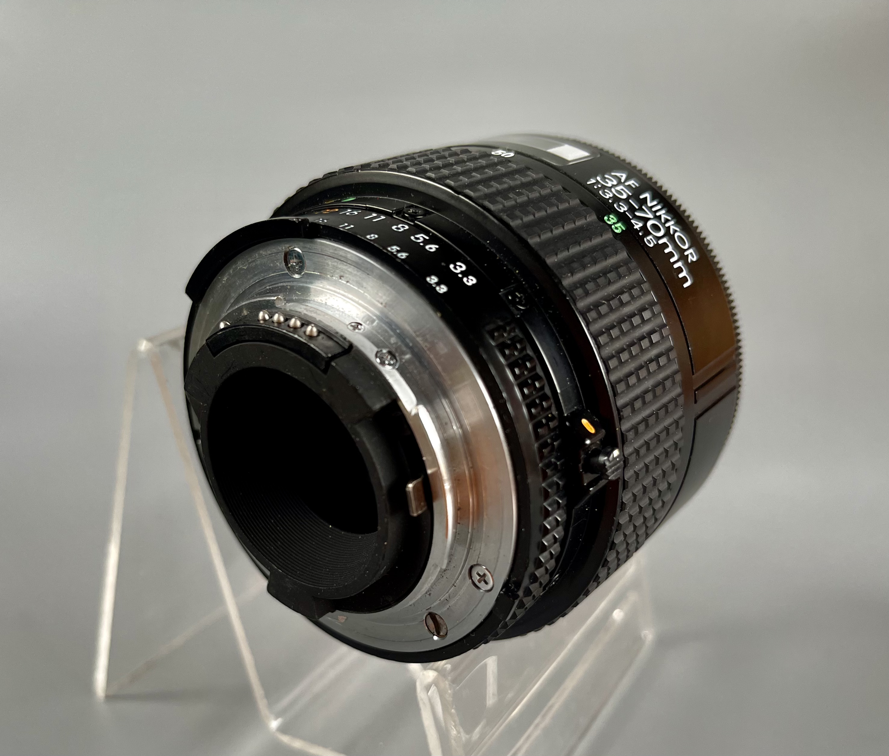 ขายเลนส์ AF NIKKOR 35-70MM.F3.3-4.5 MACRO