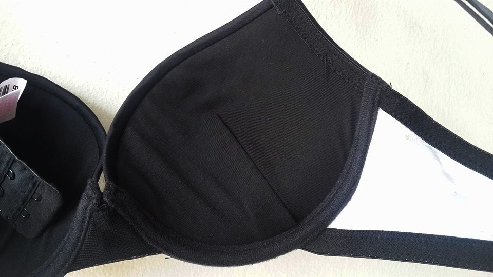 เสื้อชั้นในสตรี Playboy