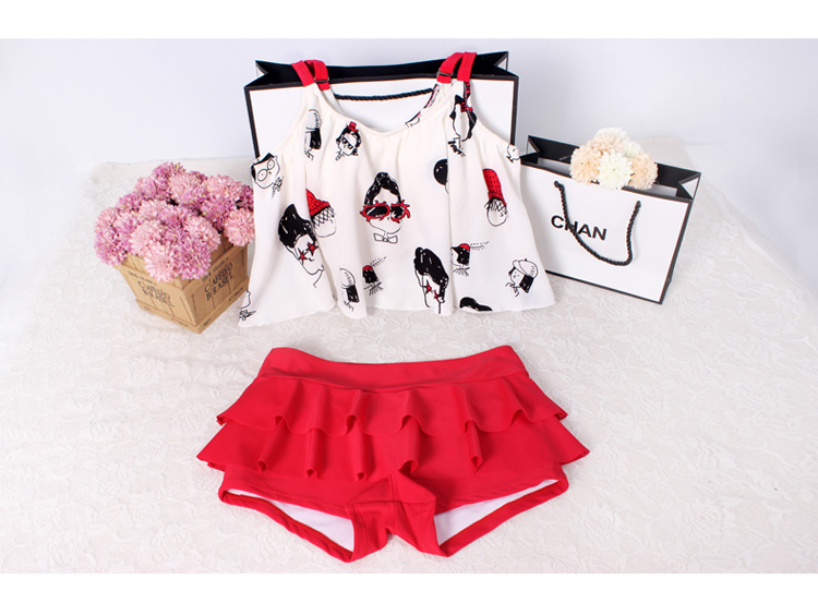 ***พรีออเดอร์***บิกินี่ชุดว่ายน้ำทูพีซ two-pieces สีขาวแดงลายการ์ตูนสีดำ สดใสน่ารักรับลมทะเล สวยเหมือนแบบค่ะ