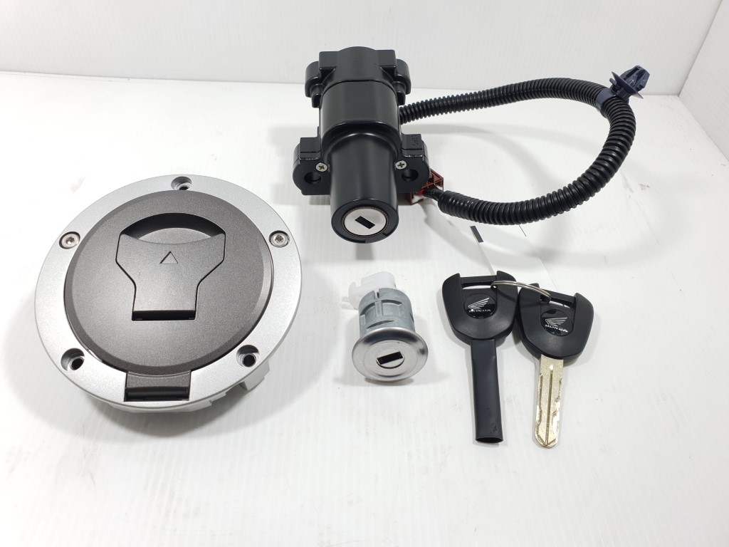 (CBR 650R) ชุดสวิทช์กุญแจ ชุดใหญ่ Honda CBR 650R แท้