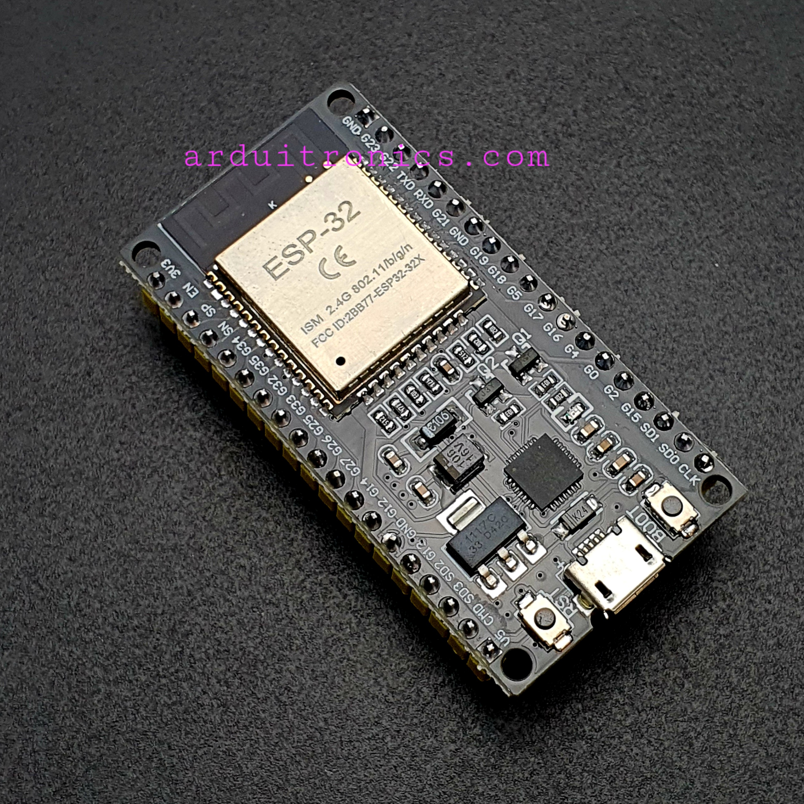บอร์ด ESP32 NodeMCU ESP32 DEVKIT Wi-Fi and Bluetooth (CP2102) 38 pin