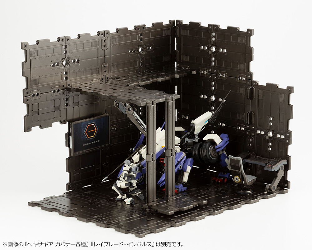"Pre-Order" Hexa Gear Block Base 01 DX Head Quarters