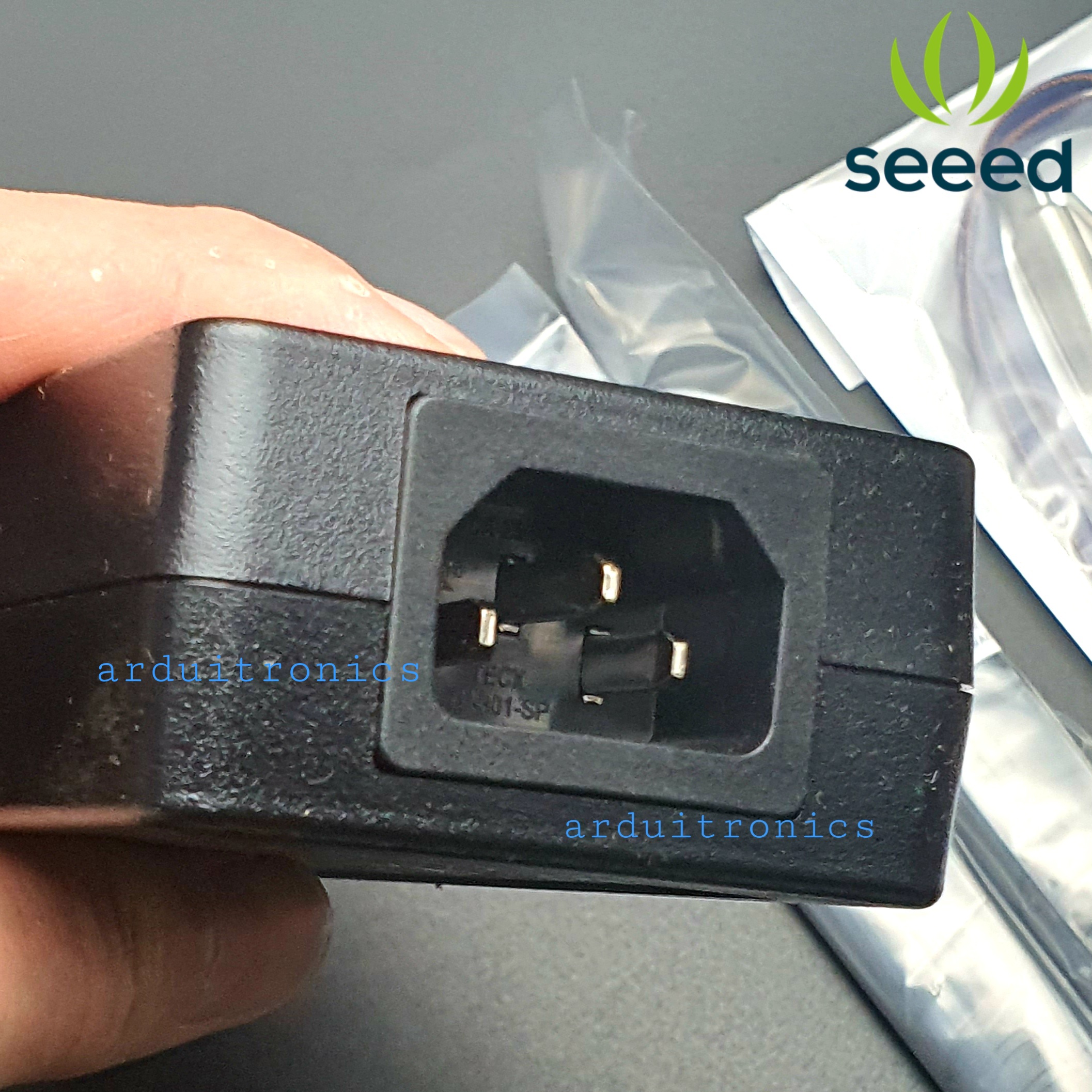 Nvidia Jetson Xavier AGX H01 Kit with pre-installed JetPack System (ลง JetPack แล้วพร้อมใช้งาน) - Seeed Nvidia