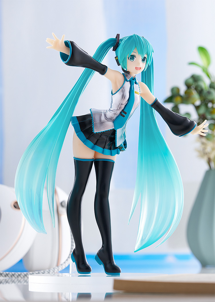 "Pre-Order" POP UP PARADE Hatsune Miku: Translucent Color Ver.