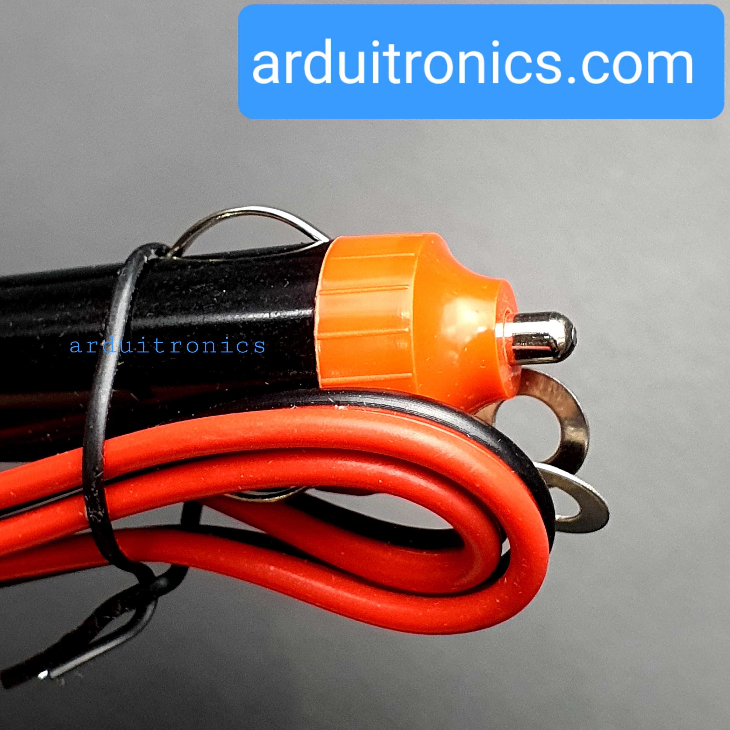 DC to AC Power Inverter 1000W 12VDC to 220VAC 50 Hz (modified Sine Wave) สีดำ