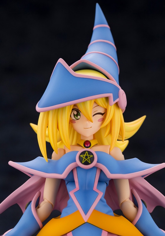 Cross Frame Girl Dark Magician Girl
