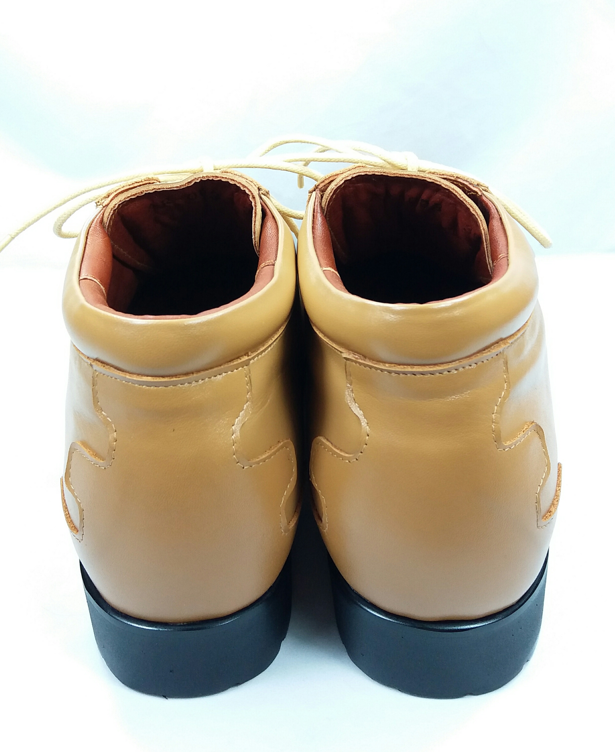 Hot Sale Motiano (Caramel) 8.5 ด่วน!!! จ.น.จำกัด เบอร์ 39, 40