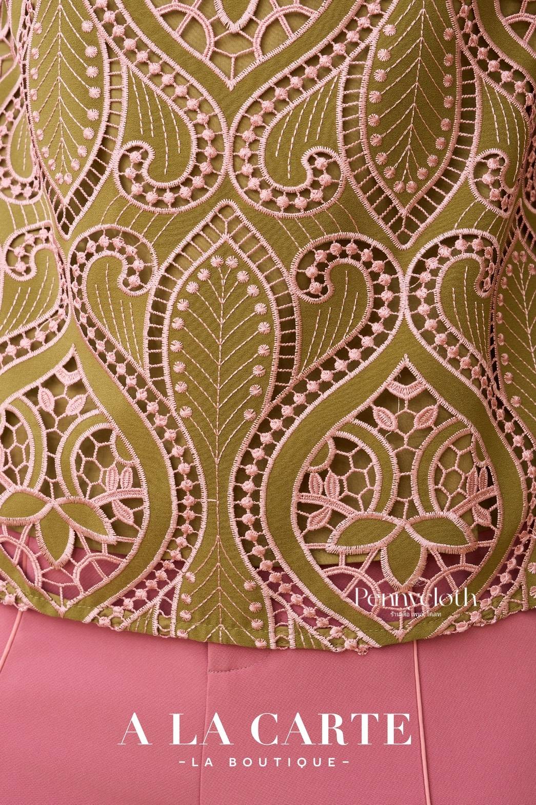 A La Carte รหัส 69998 เสื้องานปักลูกไม้จอร์เจีย คอกลม แข 3 ส่วนแฟร์ สวยหรู