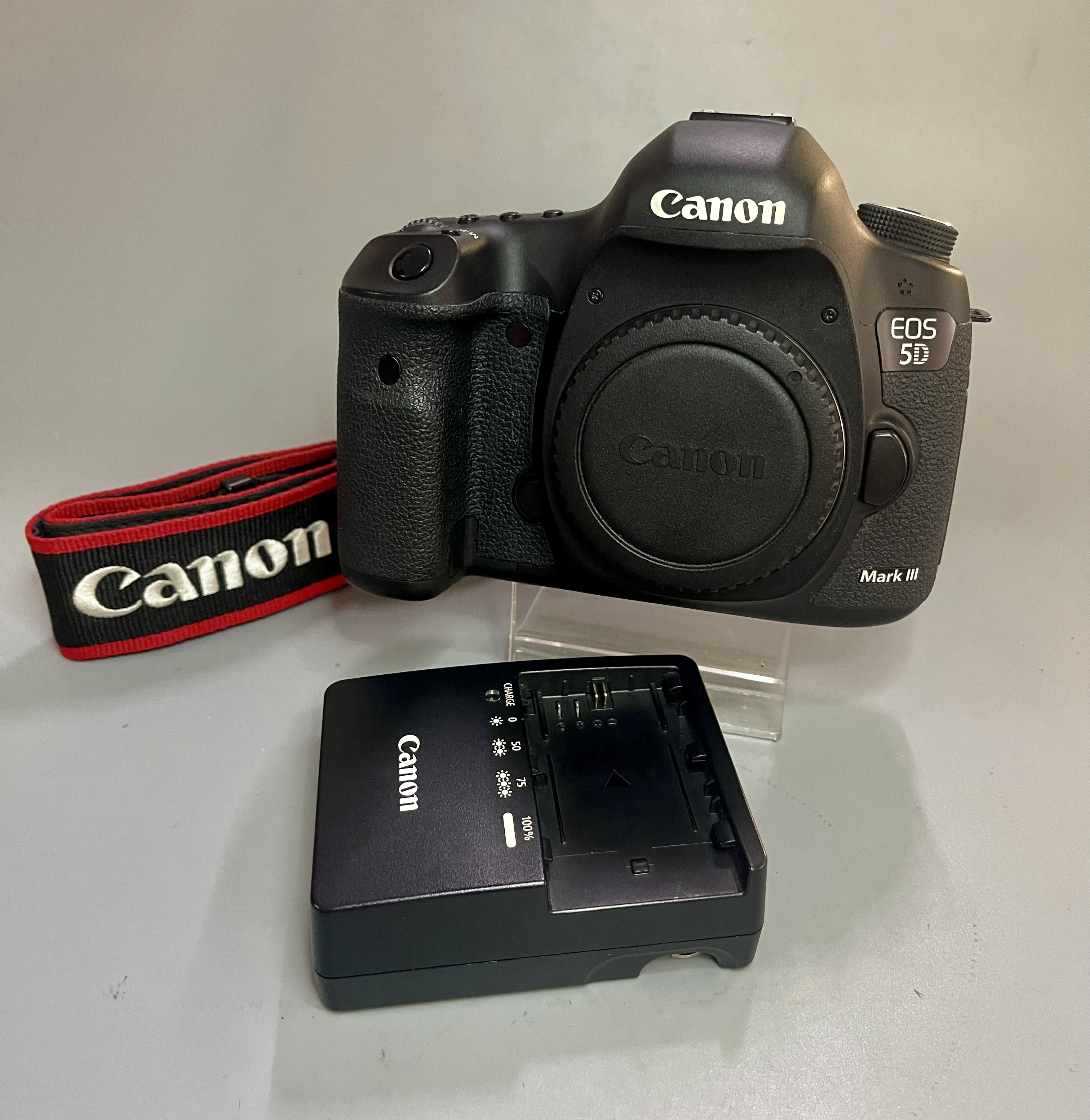 ขายกล้องcanon 5D mark iii อปกศ
