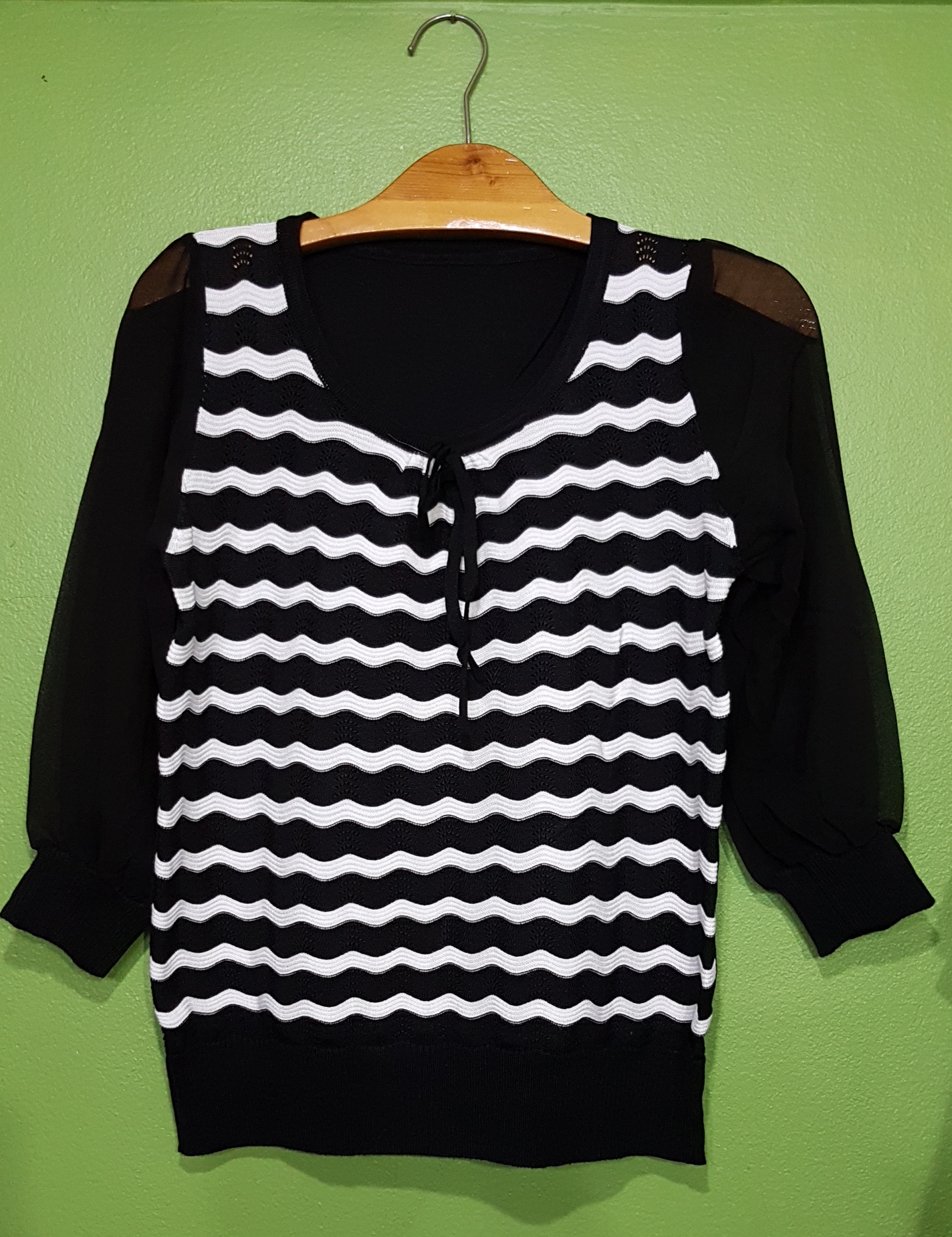 เสื้อไหมพรมเนื้อบาง แขนชีฟอง งานฮ่องกง ขนาดฟรีไซด์ อก34-40 " ค่ะ สินค้าพร้อมส่งค่ะ