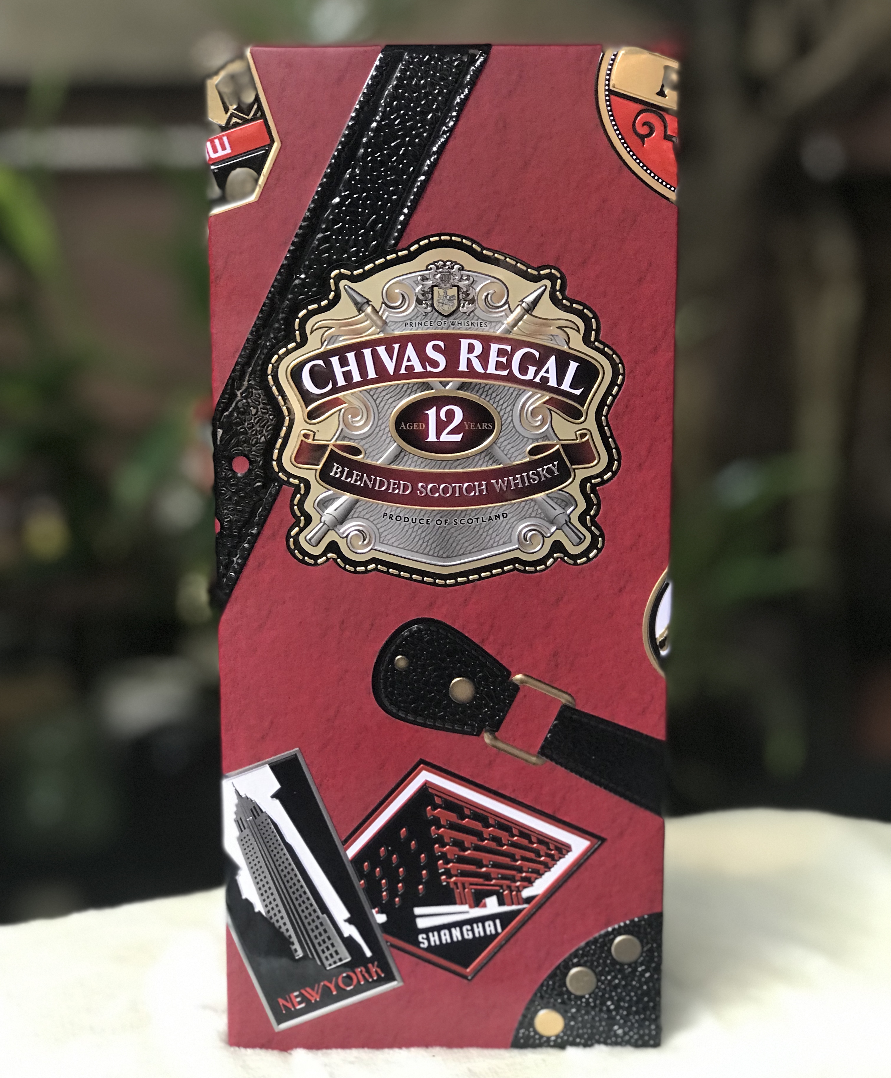 Limited กล่องโลหะ กล่องเปล่าชีวาส 1 L. CHIVAS REGAL WHISKY ADVERTISIGN LIMITED EDITION TIN CASE EMPTY BY GLOBE TROTTER