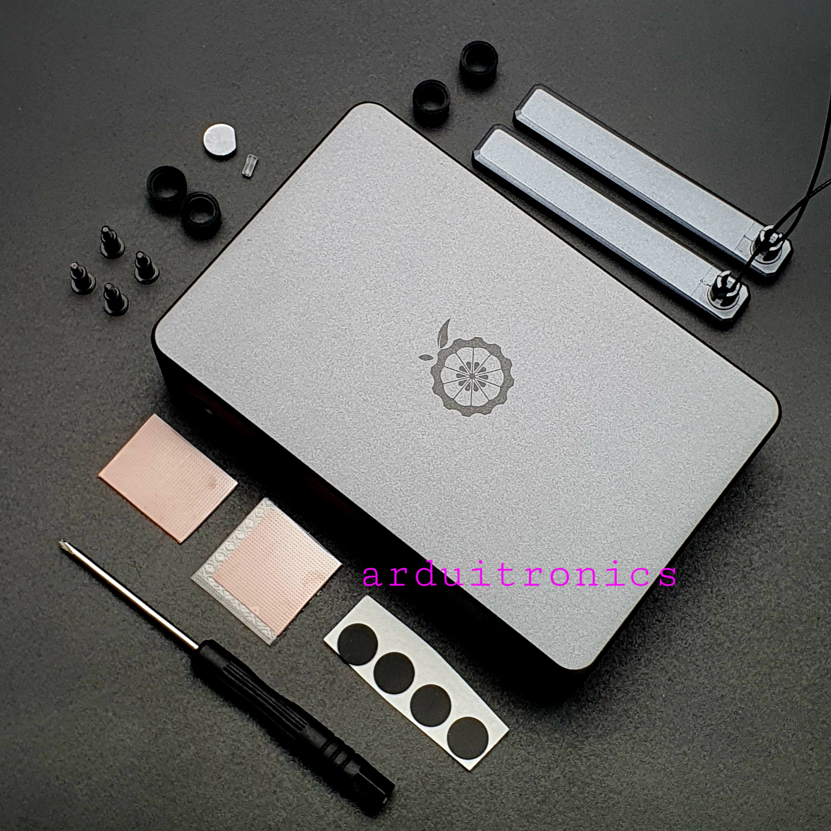 กล่องโลหะพิเศษ สำหรับ Orange Pi 5 / 5B Development Board กล่องโลหะพิเศษ พร้อมเสาอากาศ