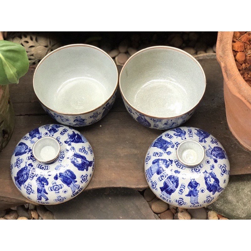 ชิ้นละ 2,890 บาท โถลายครามขอบทองเหลือง เขียนลายเทพแปดเซียน สวยสมบูรณ์ ขนาดปากกว้าง 8 นิ้ว สูง 8 นิ้ว