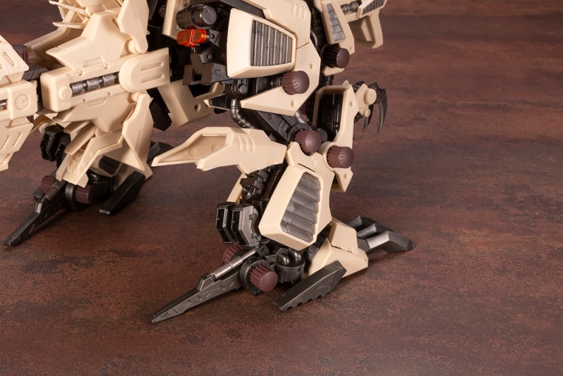 "Pre-Order" HMM Zoids 1/72 EZ-026 Geno Saurer Bone Color Ver. [Limited]
