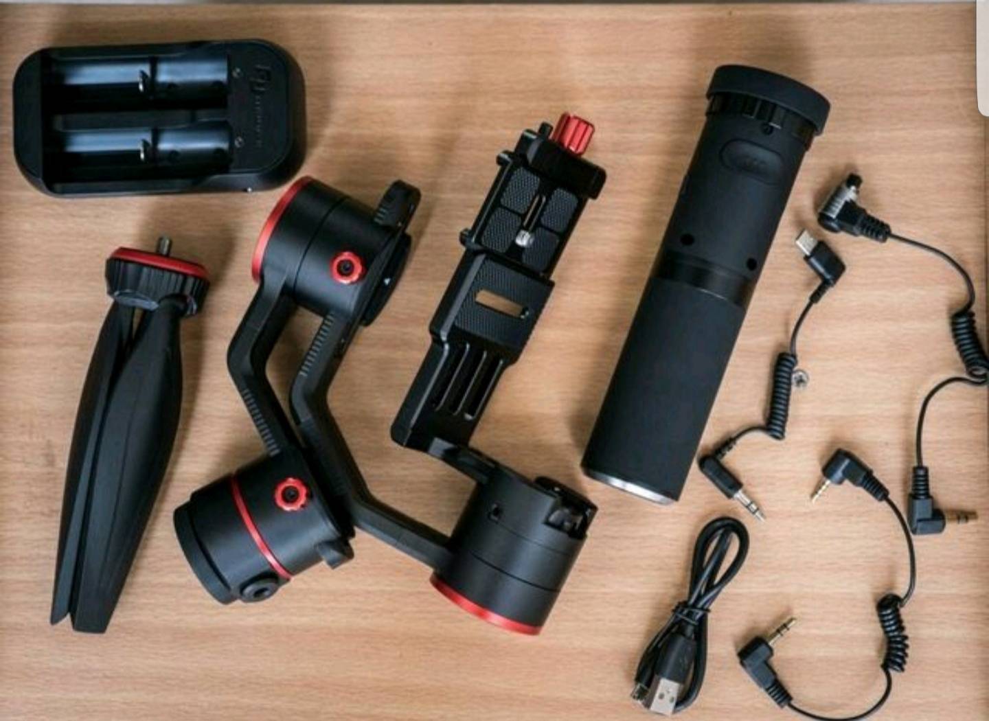 ให้เช่า ไม้กันสั่น Gimbal Feiyu Tech a1000